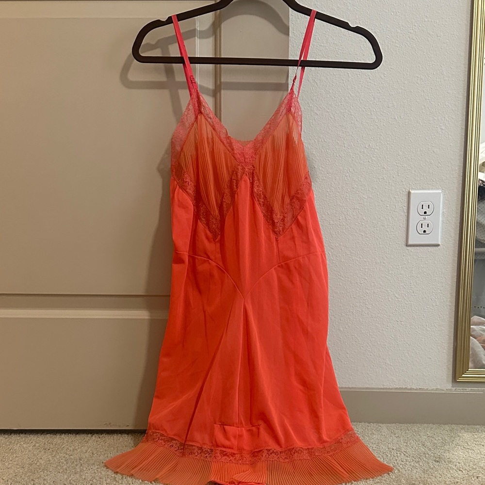Vintage Elegant Coral Lace Trim Slip Dress